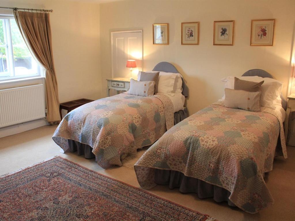 Church Farmhouse B & B Kennett Екстериор снимка