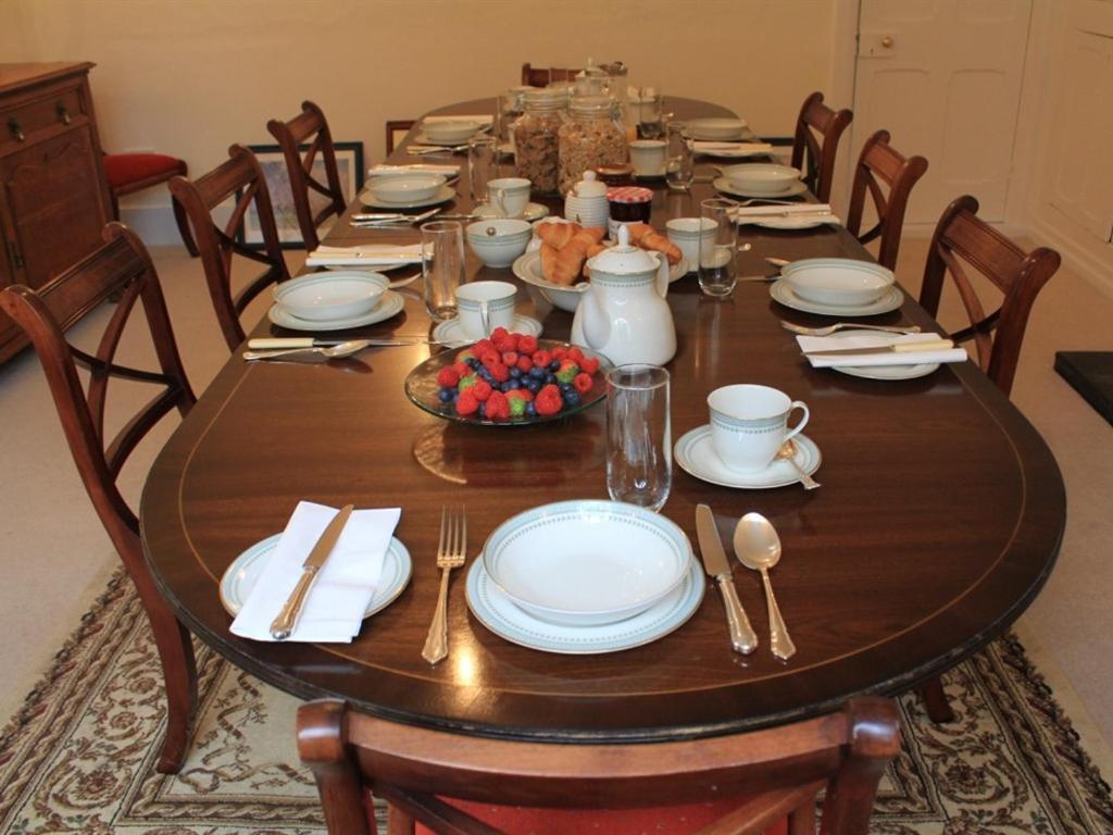 Church Farmhouse B & B Kennett Екстериор снимка