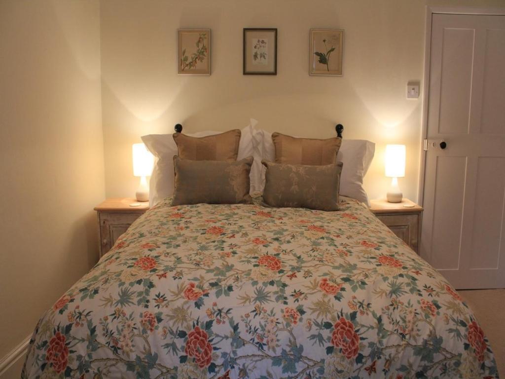 Church Farmhouse B & B Kennett Стая снимка