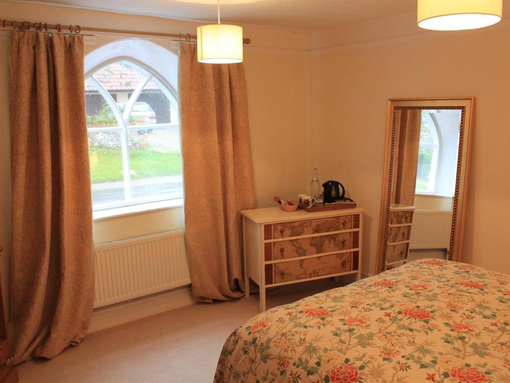 Church Farmhouse B & B Kennett Екстериор снимка