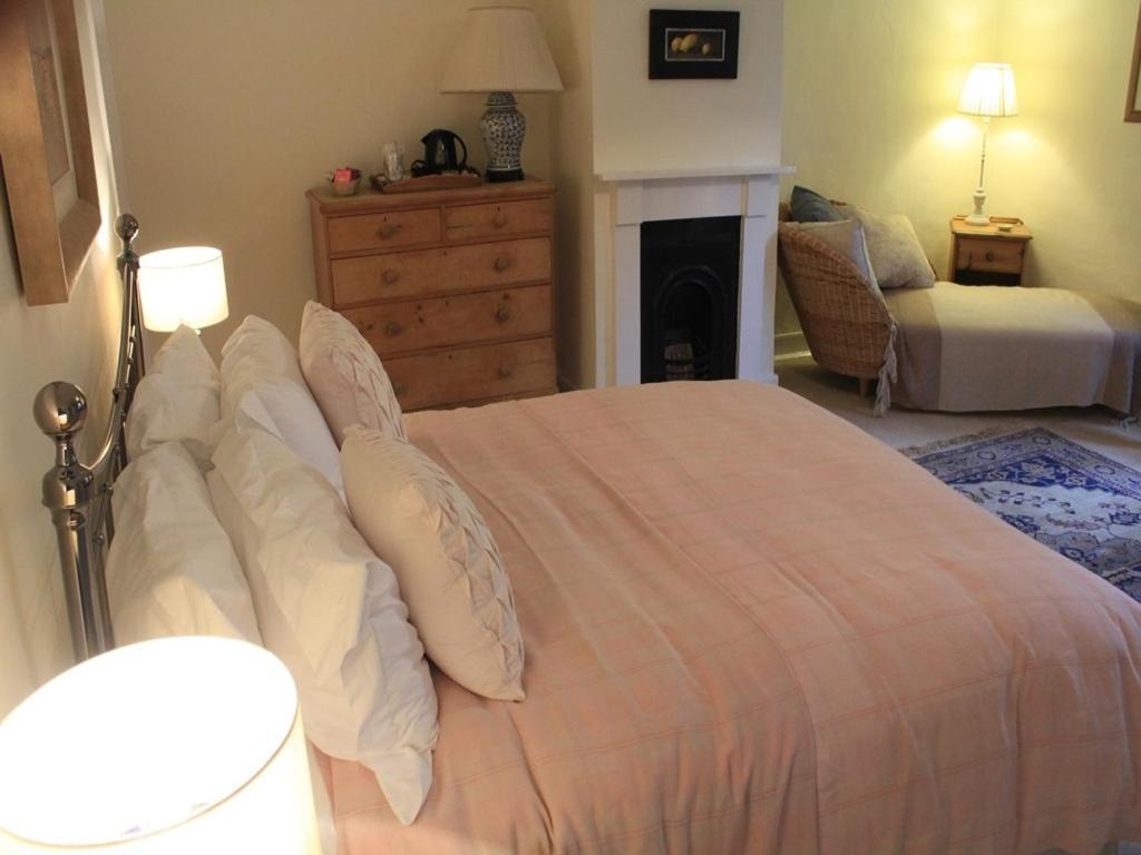Church Farmhouse B & B Kennett Стая снимка